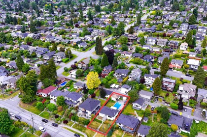 Photo 16 at 822 E 4th Street, Queensbury, North Vancouver