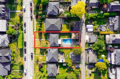 Photo 3 at 822 E 4th Street, Queensbury, North Vancouver