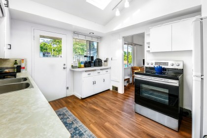 Photo 14 at 822 E 4th Street, Queensbury, North Vancouver