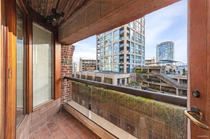 Photo 17 at 5-1 - 550 Beatty Street, Downtown VW, Vancouver West