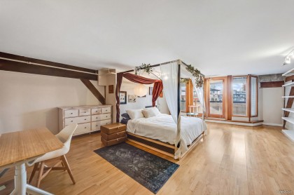 Photo 3 at 5-1 - 550 Beatty Street, Downtown VW, Vancouver West