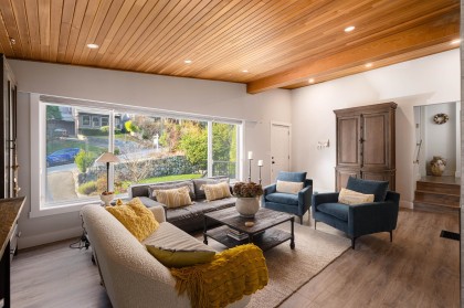 Photo 5 at 3642 Sykes Road, Lynn Valley, North Vancouver