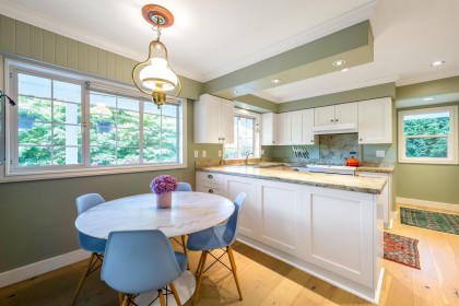 Photo 12 at 5560 Greenleaf Road, Eagle Harbour, West Vancouver