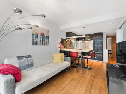 Photo 3 at 2011 - 777 Richards Street, Downtown VW, Vancouver West