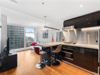 Photo 9 at 2011 - 777 Richards Street, Downtown VW, Vancouver West