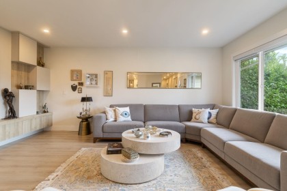 Photo 4 at 3950 Trenton Place, Forest Hills NV, North Vancouver