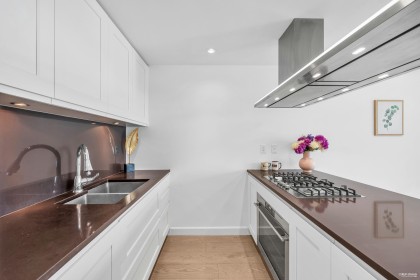 Photo 7 at 2303 - 3355 Binning Road, University VW, Vancouver West