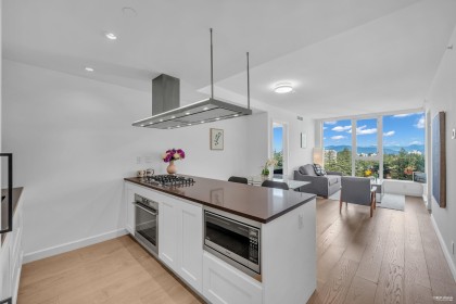 Photo 8 at 2303 - 3355 Binning Road, University VW, Vancouver West