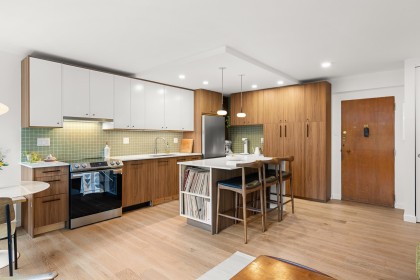 Photo 5 at 320 - 1445 Marpole Avenue, Fairview VW, Vancouver West