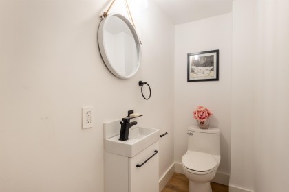 Photo 17 at 8 Glenmore Drive, Glenmore, West Vancouver