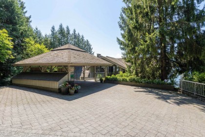 Photo 12 at 2 Strachan Point Road, Howe Sound, West Vancouver