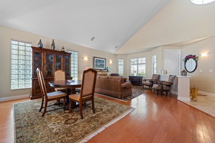 Photo 10 at 4 - 5110 Alderfeild Place, Upper Caulfeild, West Vancouver