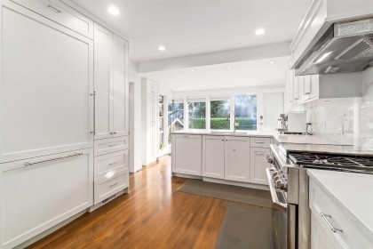 Photo 9 at 3322 W 38th Avenue, Dunbar, Vancouver West