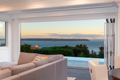 Photo 11 at 4135 Burkehill Place, Bayridge, West Vancouver