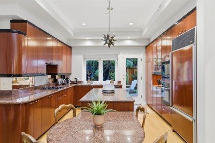 Photo 10 at 2635 Rosebery Avenue, Queens, West Vancouver