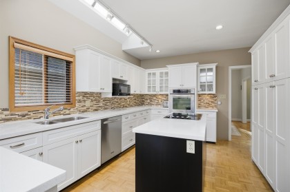 Photo 7 at 2865 W 30th Avenue, MacKenzie Heights, Vancouver West