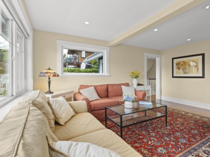 Photo 5 at 6252 Wellington Avenue, Horseshoe Bay WV, West Vancouver
