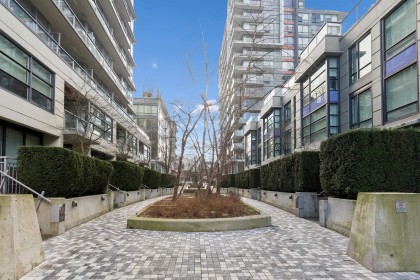 Photo 3 at 156 W 1st Avenue, False Creek, Vancouver West