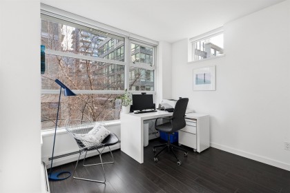 Photo 11 at 156 W 1st Avenue, False Creek, Vancouver West