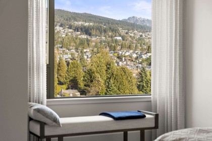 Photo 32 at 11 - 2250 Bellevue Avenue, Dundarave, West Vancouver