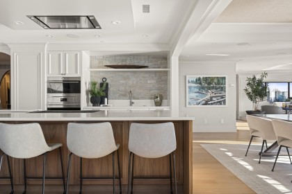Photo 24 at 11 - 2250 Bellevue Avenue, Dundarave, West Vancouver
