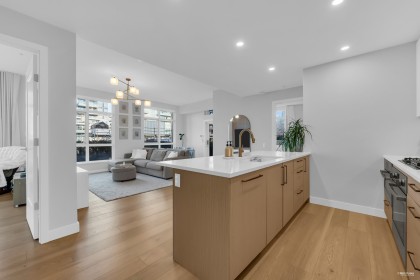 Photo 7 at 101 - 5007 Ash Street, Cambie, Vancouver West