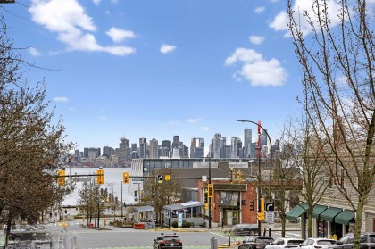 Photo 1 at 103 - 108 W Esplanade, Lower Lonsdale, North Vancouver
