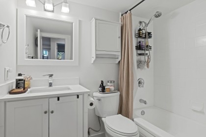 Photo 14 at 103 - 1649 Comox Street, West End VW, Vancouver West