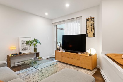 Photo 4 at 103 - 1649 Comox Street, West End VW, Vancouver West