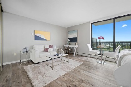 Photo 6 at 2106 - 1330 Harwood, West End VW, Vancouver West