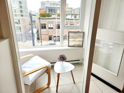 Photo 5 at 306 - 2055 Yukon Street, False Creek, Vancouver West