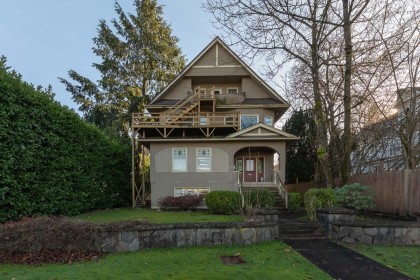 Photo 2 at 236 W 12th Avenue, Mount Pleasant VW, Vancouver West