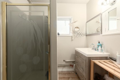 Photo 7 at 236 W 12th Avenue, Mount Pleasant VW, Vancouver West