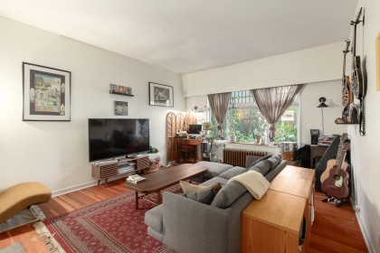 Photo 10 at 236 W 12th Avenue, Mount Pleasant VW, Vancouver West