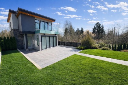 Photo 3 at 598 Arthur Erickson Place, Park Royal, West Vancouver