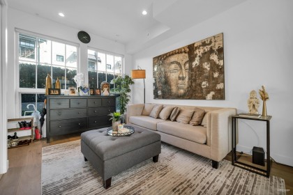 Photo 9 at 7901 Oak Street, Marpole, Vancouver West