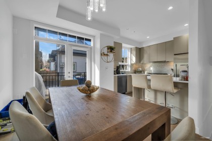 Photo 11 at 7901 Oak Street, Marpole, Vancouver West