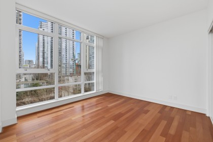Photo 17 at 706 - 1483 Homer Street, Yaletown, Vancouver West