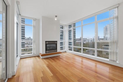 Photo 7 at 706 - 1483 Homer Street, Yaletown, Vancouver West