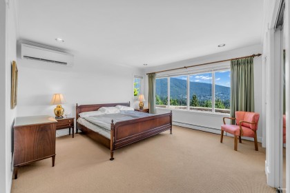 Photo 27 at 574 St. Andrews Place, Glenmore, West Vancouver