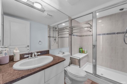 Photo 36 at 574 St. Andrews Place, Glenmore, West Vancouver