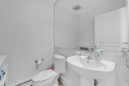 Photo 32 at 574 St. Andrews Place, Glenmore, West Vancouver