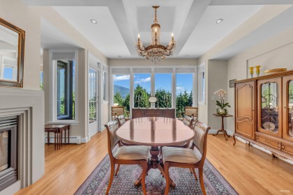 Photo 9 at 574 St. Andrews Place, Glenmore, West Vancouver