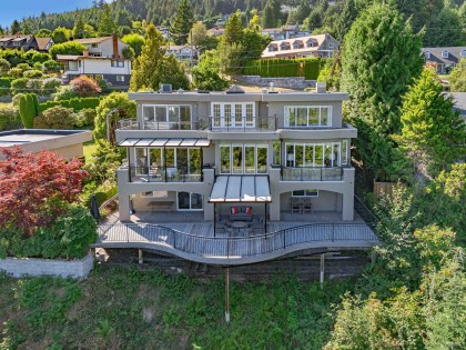 Photo 39 at 574 St. Andrews Place, Glenmore, West Vancouver