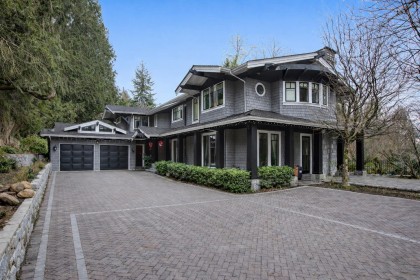 Photo 2 at 2060 Gisby Street, Altamont, West Vancouver