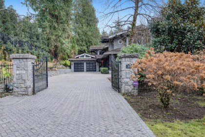 Photo 3 at 2060 Gisby Street, Altamont, West Vancouver