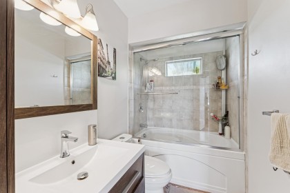 Photo 13 at 430 W Kings Road, Upper Lonsdale, North Vancouver
