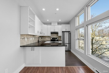 Photo 14 at PH5 - 2088 W 11th Avenue, Kitsilano, Vancouver West