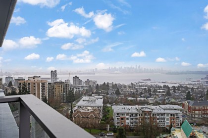 Photo 1 at 1304 - 1320 Chesterfield Avenue, Central Lonsdale, North Vancouver