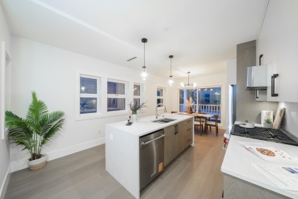 Photo 6 at 2735 W 8th Avenue, Kitsilano, Vancouver West